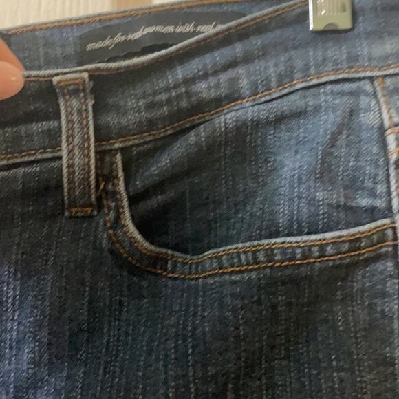 NYDJ Exclusively for Nordstrom Style# 70073 Cut# 14549B Size 16 Jeans - Picture 10 of 13